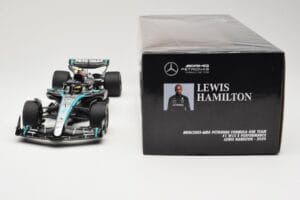 Mercedes AMG Petronas W15 E Performance #44 L. Hamilton 2024 Minichamps 1:18 110240144 Metall — Bild 6 von 6