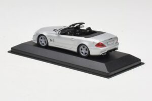Mercedes AMG SL63 R230 Silber Minichamps 1:43 B66960018-R Metall — Bild 3 von 4