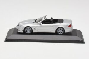 Mercedes AMG SL63 R230 Silber Minichamps 1:43 B66960018-R Metall