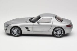 Mercedes AMG SLS C197 Grey Metallic Minichamps 1:18 100039025 Metall — Bild 4 von 8