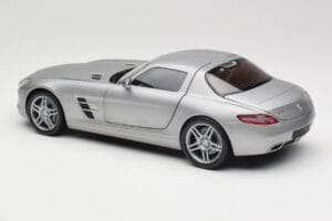 Mercedes AMG SLS C197 Grey Metallic Minichamps 1:18 100039025 Metall — Bild 7 von 8