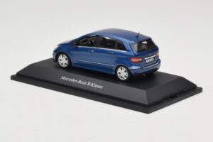 Mercedes B-Class W245 Lotus Blue Metallic Minichamps 1:43 B66962407 Metall — Bild 3 von 4