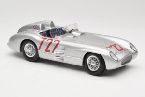 Mercedes 300 SLR W196S #722 S. Moss / D. Jenkinson Mille Miglia Winner 1955 Maisto 1:18 536887 Metall — Bild 6 von 8