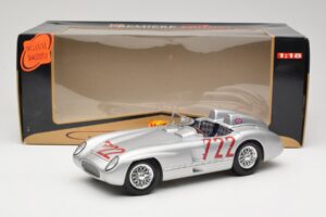 Mercedes 300 SLR W196S #722 S. Moss / D. Jenkinson Mille Miglia Winner 1955 Maisto 1:18 536887 Metall — Bild 8 von 8