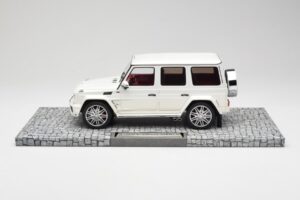 Mercedes Brabus B63 620 Widestar Pearl White Minichamps 1:18 107032201 Metall — Bild 3 von 6