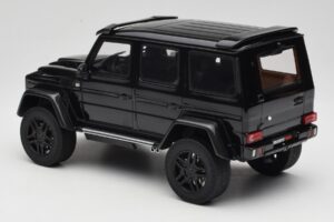 Mercedes Brabus G 500 4x4 Squared Schwarz GT Spirit 1:18 GT143 Resin — Bild 5 von 6
