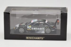 Mercedes C-Class W204 #4 Team AMG Mercedes R. Schumacher DTM 2009 Minichamps 1:43 400093904 Metall — Bild 4 von 4