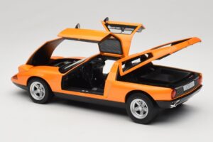Mercedes C111 II White Autumn Metallic Norev 1:18 183050 Metall — Bild 5 von 10