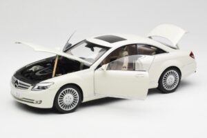 Mercedes CL500 C216 Calcit Weiß AUTOart 1:18 B66962341 Metall — Bild 2 von 8
