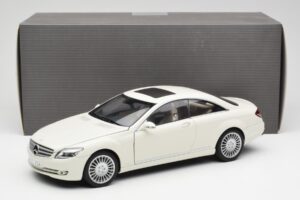 Mercedes CL500 C216 Calcit Weiß AUTOart 1:18 B66962341 Metall — Bild 8 von 8