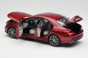 Mercedes CLA C117 Designo Patagonia Rot Metallic Norev 1:18 B66960131 Metall — Bild 5 von 8