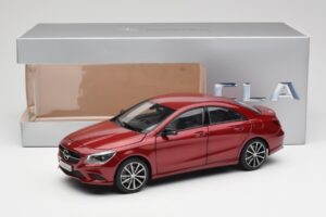 Mercedes CLA C117 Designo Patagonia Rot Metallic Norev 1:18 B66960131 Metall — Bild 8 von 8