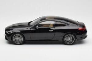 Mercedes CLE C236 Coupe Obsidian Schwarz Metallic Norev 1:18 183937 Metall — Bild 4 von 8