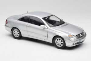Mercedes CLK 500 C209 Silber Kyosho 1:18 B66962144 Metall — Bild 6 von 8