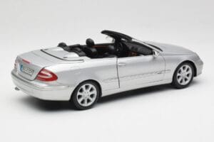 Mercedes CLK 500 Cabriolet Elegance A209 Silber Kyosho 1:18 B66962172 Metall — Bild 3 von 8