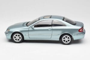 Mercedes CLK 500 W209 Hellblau Metallic Kyosho 1:18 B66962192 Metall — Bild 4 von 8
