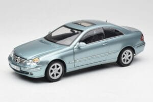 Mercedes CLK 500 W209 Hellblau Metallic Kyosho 1:18 B66962192 Metall