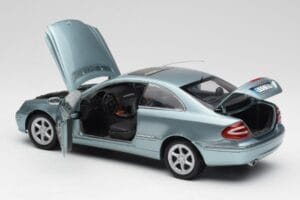 Mercedes CLK 500 W209 Hellblau Metallic Kyosho 1:18 B66962192 Metall — Bild 5 von 8