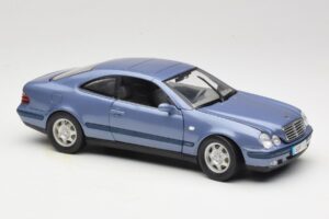 Mercedes CLK C208 Lila Anson 1:18 30330 Metall — Bild 6 von 8