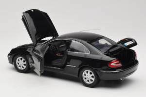 Mercedes CLK C209 Black Metallic Kyosho 1:18 B66962149 Metall — Bild 5 von 8