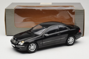 Mercedes CLK C209 Black Metallic Kyosho 1:18 B66962149 Metall — Bild 8 von 8
