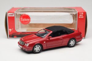 Mercedes CLK A208 Cabriolet Rot Anson 1:18 30338 Metall — Bild 8 von 8