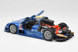 Mercedes CLK GTR #12 Original Teile FIA GT 1999 Maisto 1:18 56036 Metall — Bild 4 von 7
