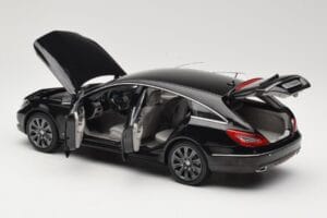 Mercedes CLS Shooting Brake X218 Obsidian Black Norev 1:18 B66960115 Metall — Bild 5 von 8