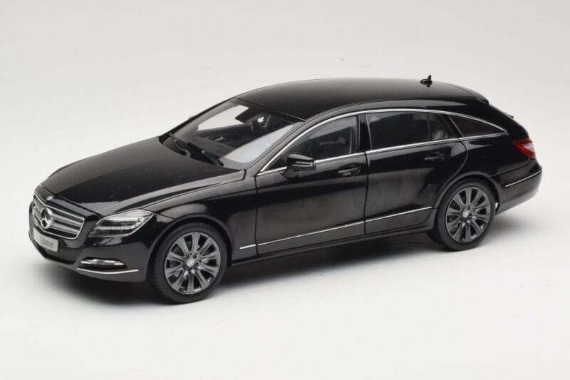 Mercedes CLS Shooting Brake X218 Obsidian Black Norev 1:18 B66960115 Metall