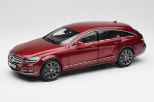 Mercedes CLS Shooting Brake X218 Thulite Rot Norev 1:18 B66960116 Metall