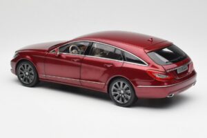 Mercedes CLS Shooting Brake X218 Thulite Rot Norev 1:18 B66960116 Metall — Bild 7 von 8
