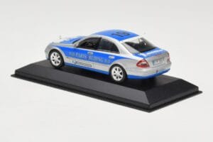 Mercedes E-Class W211 #19 Team Michelin Paris-Beijing 2006 Replacement Box Minichamps 1:43 B66962269-R Metall — Bild 3 von 4