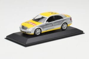 Mercedes E-Class W211 #4 Team ADAC Paris-Beijing 2006 Replacement Box Minichamps 1:43 B66962260-R Metall — Bild 2 von 4
