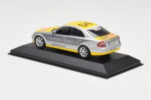 Mercedes E-Class W211 #4 Team ADAC Paris-Beijing 2006 Replacement Box Minichamps 1:43 B66962260-R Metall — Bild 3 von 4