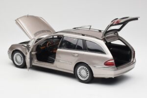 Mercedes E320 CDI W210 T-Modell Cubanite Silber Kyosho 1:18 B66962188 Metall — Bild 5 von 8