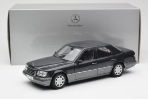 Mercedes E320 W124 Nautik Blau Metallic Dealer Edition AUTOart 1:18 B66040508 Metall — Bild 8 von 8