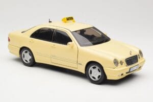Mercedes E320 W210 Taxi Sun Star 1:18 1160 Metall — Bild 6 von 8