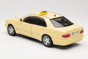Mercedes E320 W210 Taxi Sun Star 1:18 1160 Metall — Bild 7 von 8