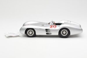 Mercedes W196 Streamliner #20 K. Kling French GP 1954 CMC 1:18 M-128B Metall — Bild 3 von 6