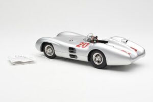 Mercedes W196 Streamliner #20 K. Kling French GP 1954 CMC 1:18 M-128B Metall — Bild 5 von 6