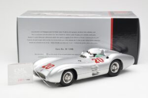 Mercedes W196 Streamliner #20 K. Kling French GP 1954 CMC 1:18 M-128B Metall — Bild 6 von 6
