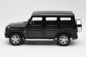Mercedes G 500 W463 Schwarz Dealer Edition AUTOart 1:18 B66962143 Metall — Bild 4 von 8
