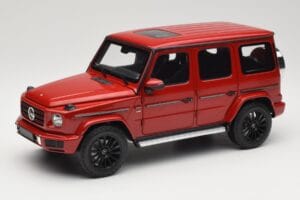 Mercedes G 500 W463 Rot Minichamps 1:18 Mercedes G 500 W463 Rot Minichamps 1:18 110037101 Metall