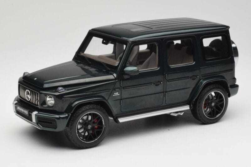 Mercedes G 63 AMG W463 Green Metallic Minichamps 1:18 110037066 Metall