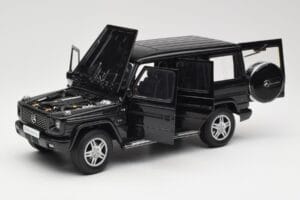 Mercedes G-Class G 500 W463 Smaragd Black Metallic AUTOart 1:18 76101 Metall — Bild 2 von 8
