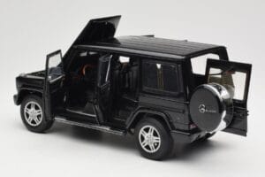 Mercedes G-Class G 500 W463 Smaragd Black Metallic AUTOart 1:18 76101 Metall — Bild 5 von 8