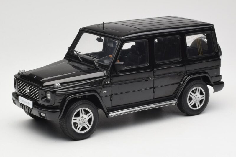 Mercedes G-Class G 500 W463 Smaragd Black Metallic AUTOart 1:18 76101 Metall