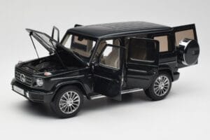 Mercedes G-Class G500 W463A Emerald Green Minichamps 1:18 B66960810 Metall — Bild 2 von 8