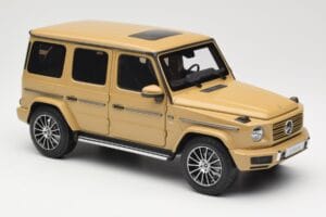 Mercedes G-Class G 500 W463A Solarbeam Yellow Metallic Minichamps 1:18 113037108 Metall — Bild 6 von 8