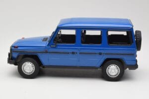 Mercedes G-Class W460 LWB Dunkelblau Minichamps 1:18 155038100 Metall — Bild 3 von 6